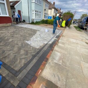 T and R Paving Ltd Photo 34