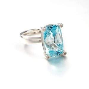 Charmian Ottaway Designer Goldsmith