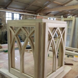 414 Fencing and Lionwood Joinery Photo 12
