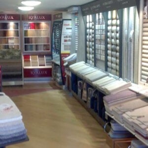 J R Carpets