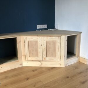 I W  Dyble Carpentry and Joinery Photo 15