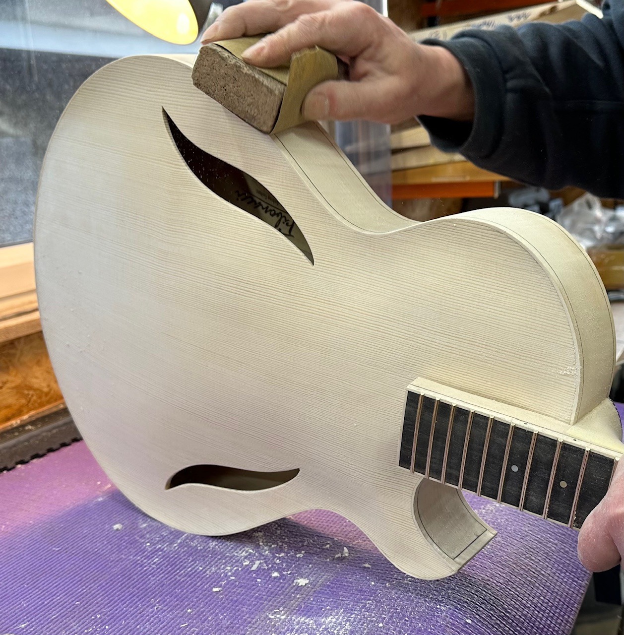 Fibonacci Guitars Ltd - The Guild of Master Craftsmen